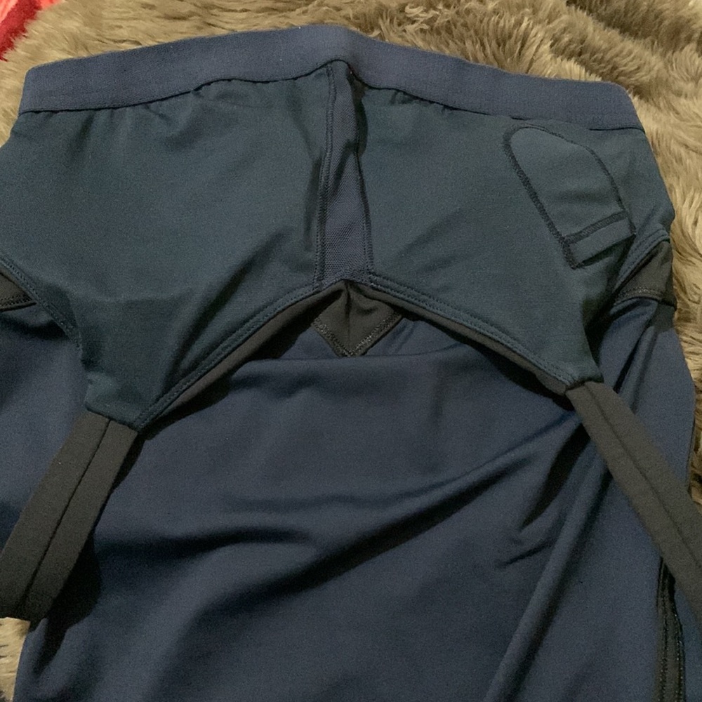 Lululemon Tank Top - Picture 8 of 10